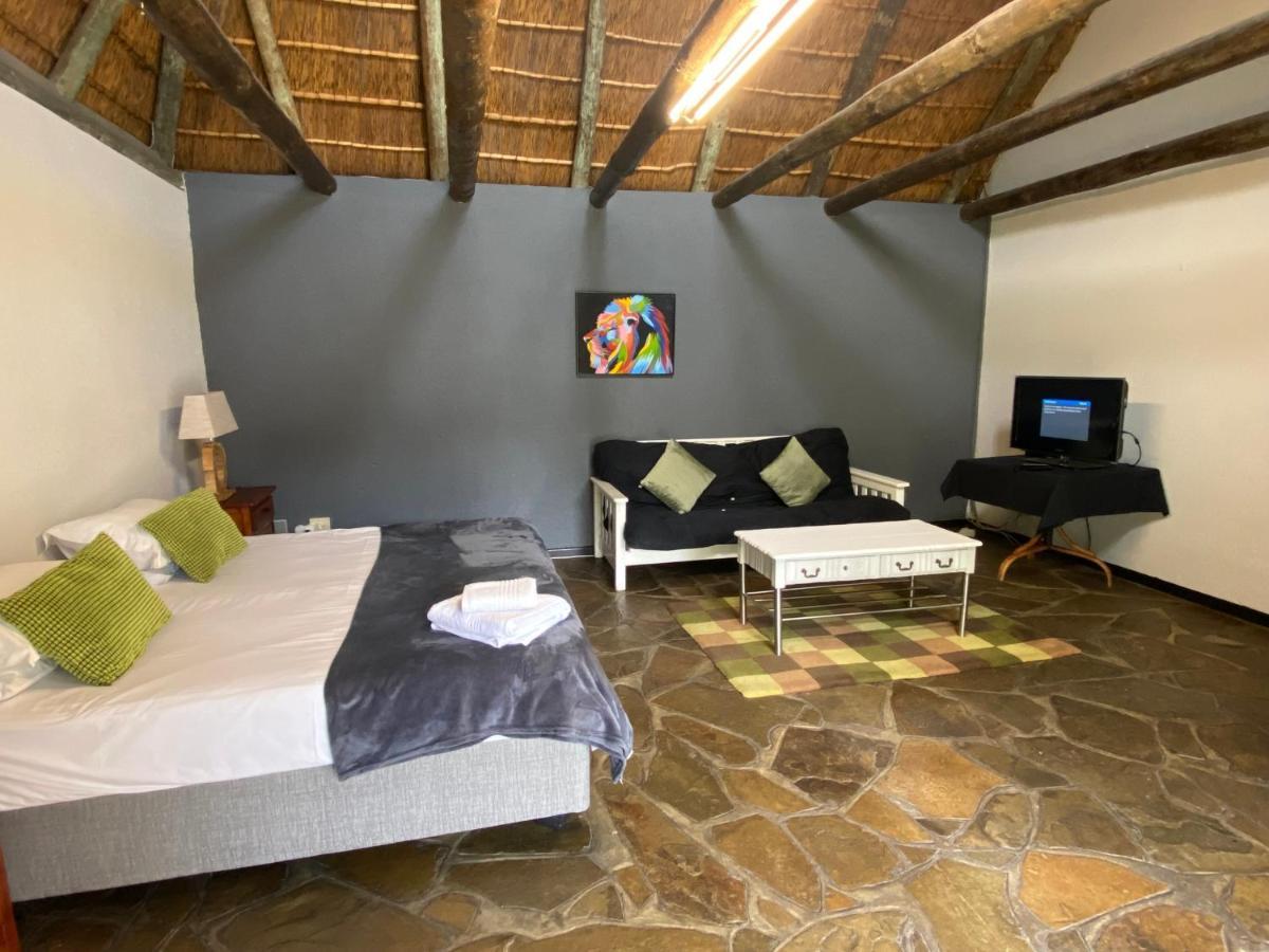 Inkosi Luxury Lodge ปาโรว์ ภายนอก รูปภาพ
